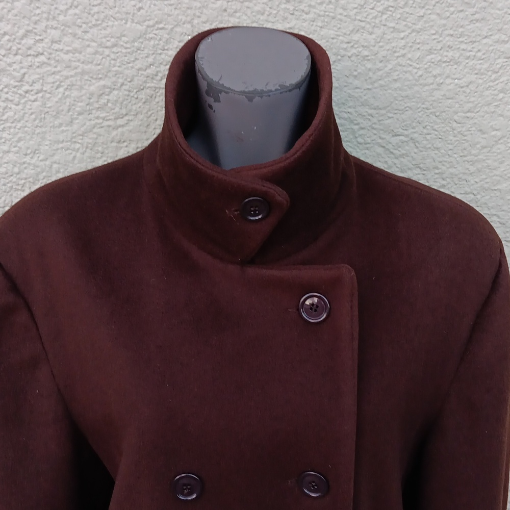 Larry Levine Ladies Vintage Pure Wool Double Breasted Pea Coat with Wide Lapels - Picture 11 of 16
